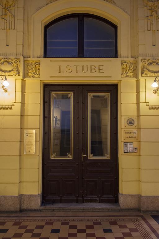Octagon Main Square Apartment Zagreb Exterior foto